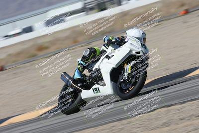 media/Oct-02-2025-Racers Edge (Thu) [[2c91cb6ab3]]/2-A Group/Session 3-Turn 4 Part 2 (1145am)/